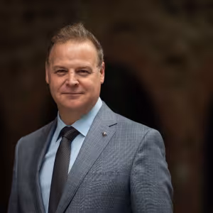 Headshot of Jason Nuell
