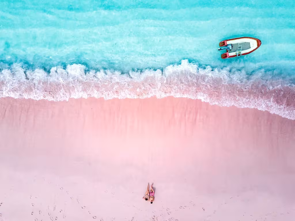 Aerial-view-of-two-people